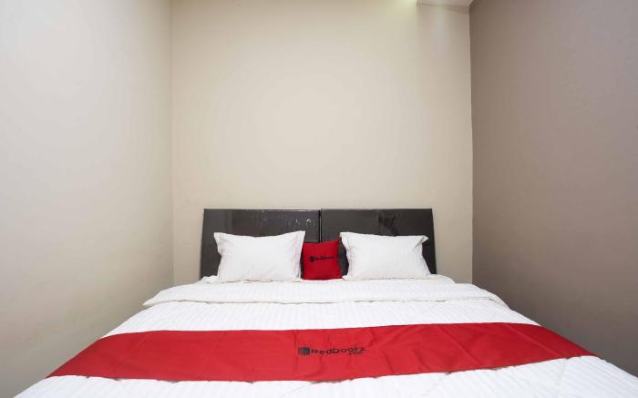RedDoorz near IPB Dramaga Bogor