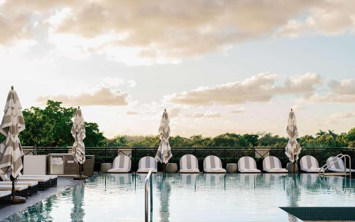THesis Hotel Miami Coral Gables, Curio Collection by Hilton