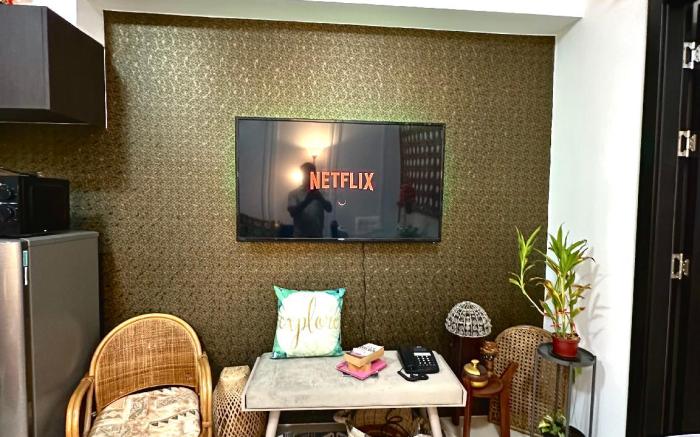1-BR Suite ,2 Beds & Mountain View  100MBPS WIFI