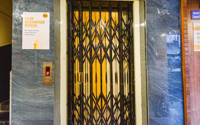 FabHotel Yogeshwara Grand - Nr Hyderabad International Airport, Shamshabad