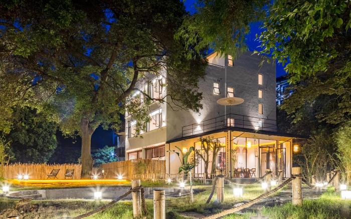 Xiyang Yishan Jing Si Tang Resort Courtyard