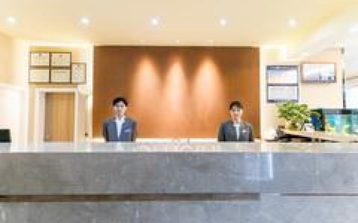 Home Inn Shenzhen Bao'an Xixiang Metro Station