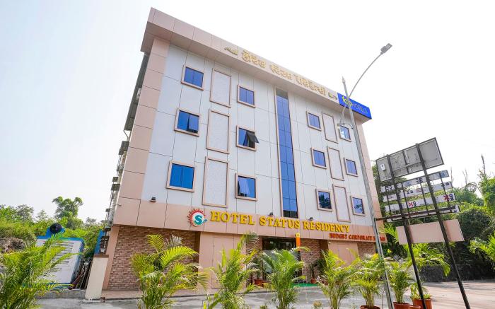 FabHotel Status Residency