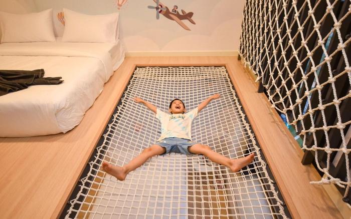【HOT!】Snowy Slide Kids Kingdom & Ball Pool | 6 Pax