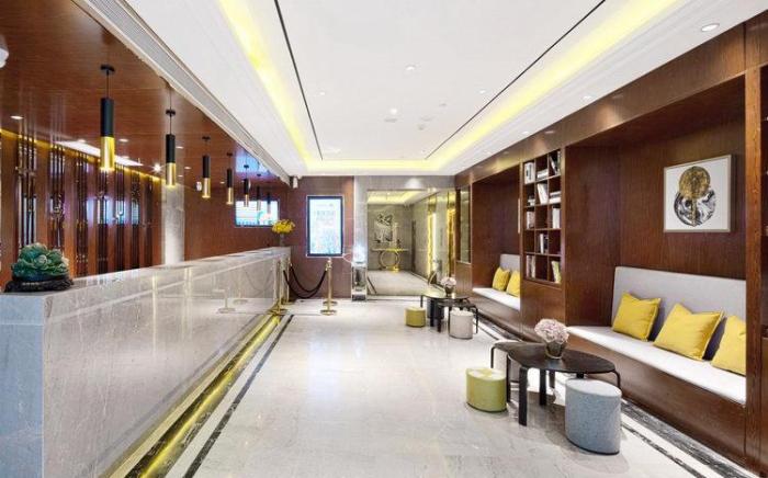 Yitel Hotel Chongqing Nanping Wanda Plaza Light Rail Station
