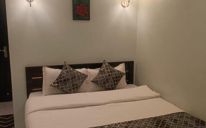 Happy Home Paying Guest House 