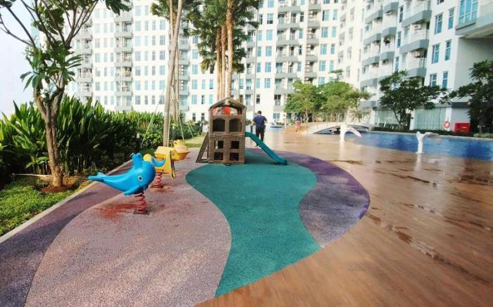 Minimalis 2BR Benson Supermall Mansion By Travelio