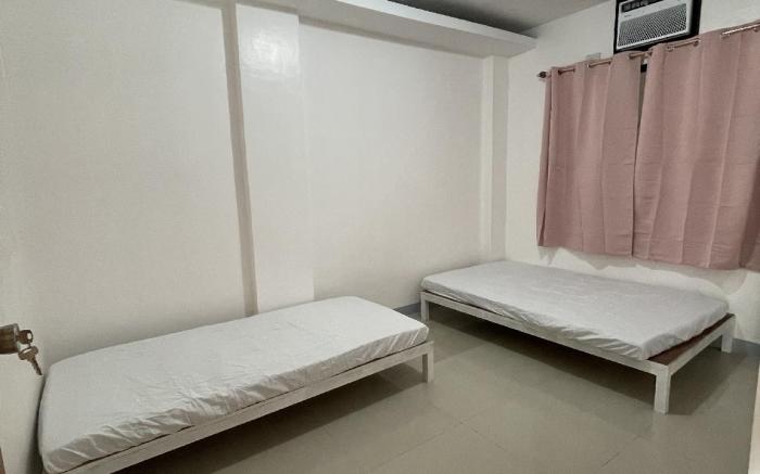 Shalimar Guest Room 2