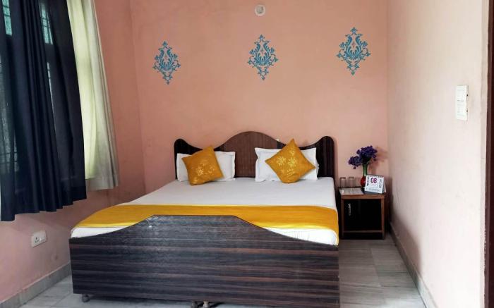 Hotel Kukas Palace