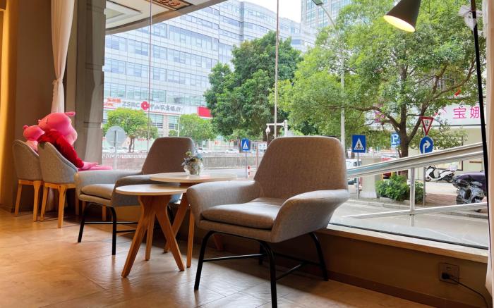 Home Inn Zhongshan Lihe Plaza Xingzhong Road