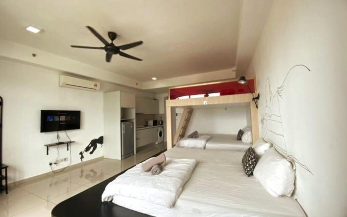Spacious i-City Studio • 3 Queen Beds by Nuriman