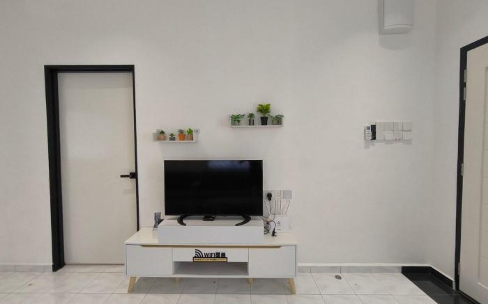 Little House Batu Pahat Homestay 