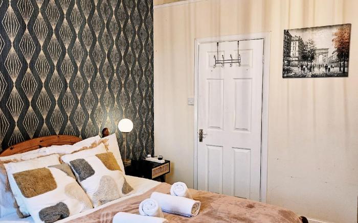 Classic Double Room with Shower