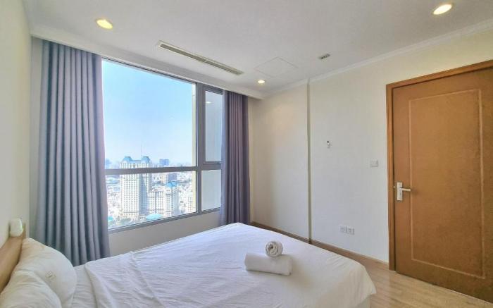 123 Apartment - Vinhomes Central Park Landmark 81