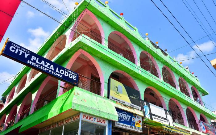 City Plaza Lodge