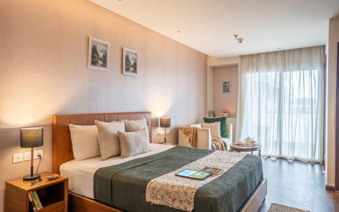 Bastiat Stays| Modern Studio Retreat