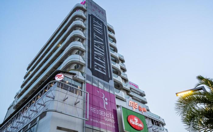 Bastiat Stays| Chic Midtown Studio Apartment