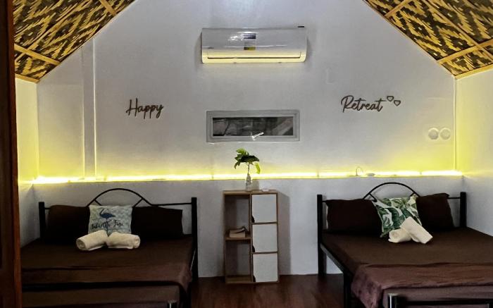 Whole place (2 Casas) in Zambales  Beach 25-30 pax