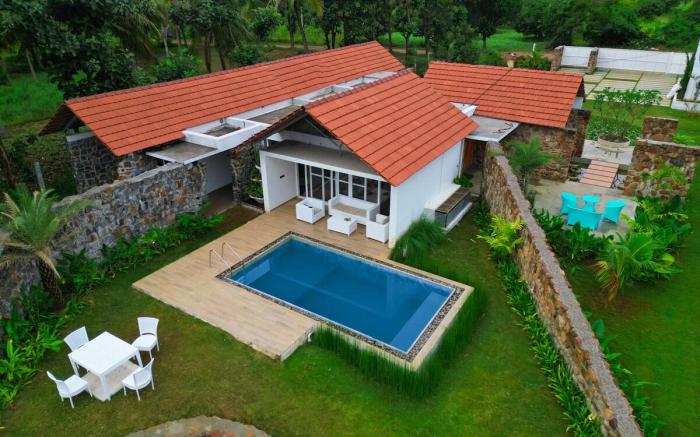 Designer Villa with Stone Pool & Lawn - Bangalore