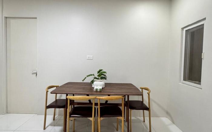 KM Suites 2BR Unit Near San Juan, L.U.