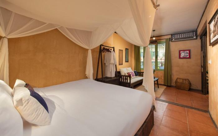 Hanoi Old Quarter Apt: Bathtub, A/C+Wifi+Netflix