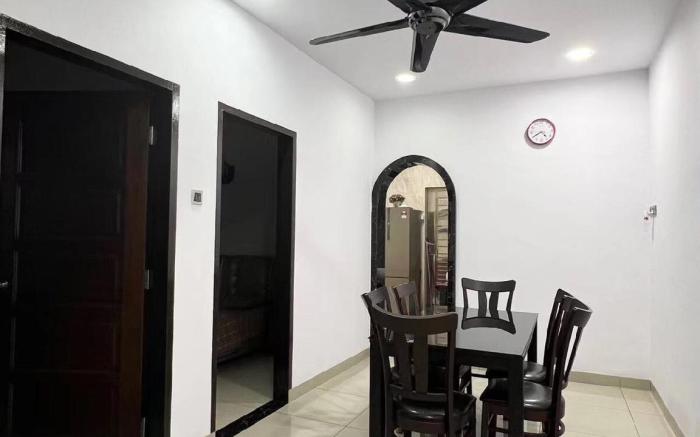 Tianju · Comfy Homestay Batu Pahat