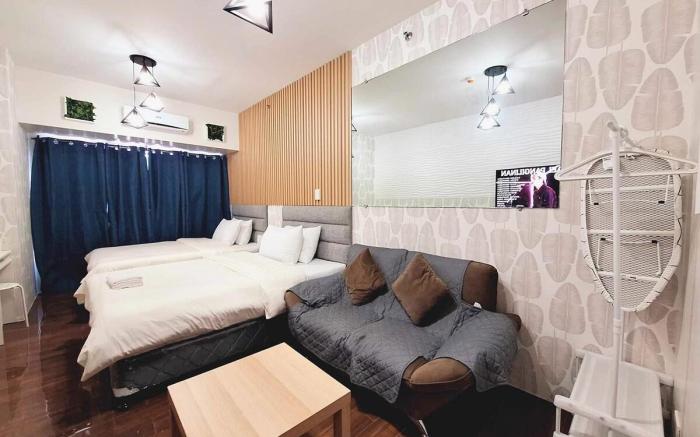 Makati Air 5258; 2double-beds, 4pax, good location