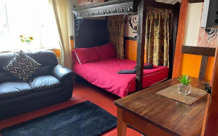 OYO Yarm Cottages