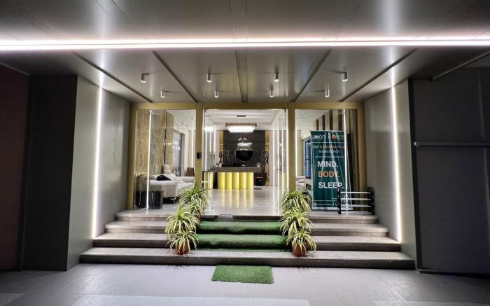 3 Bhk Apartment Santacruz Mumbai, Juhu