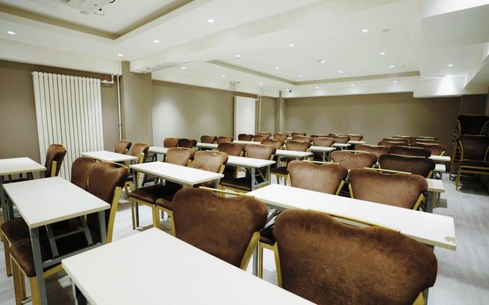 Home Inn Neo Beijing Communication University West Gate Communication Metro Station