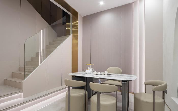 Xinyue Apartment (Guangzhou Tianhe Garden Metro Station)