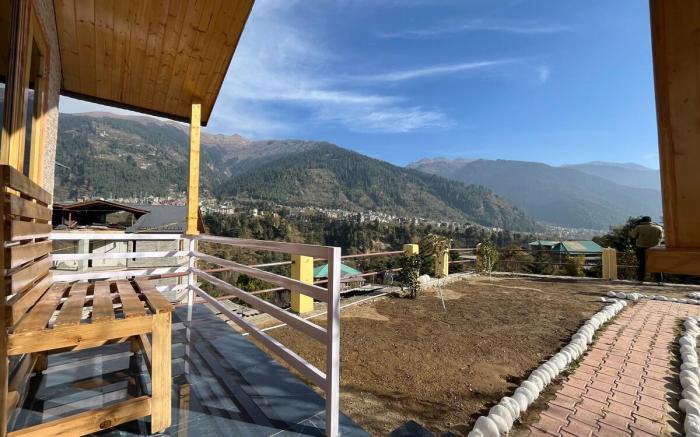 AP Huts- Alpine Retreat | 1 Room By Homeyhuts