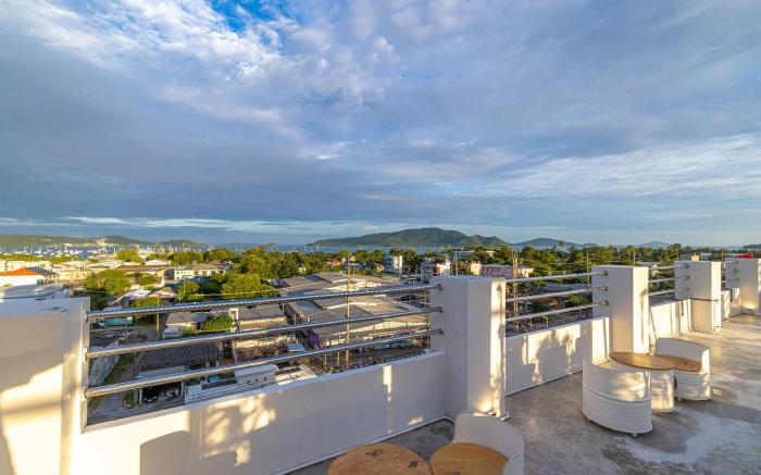 Phuket Five Fortune Holiday Hotel 