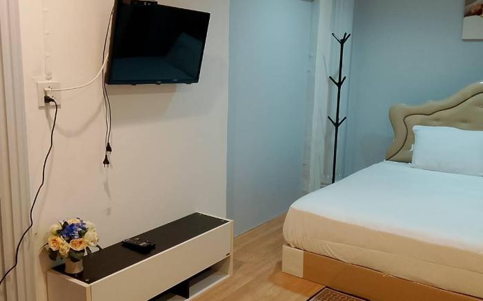 Room F2 - Follow Me ห้องพัก