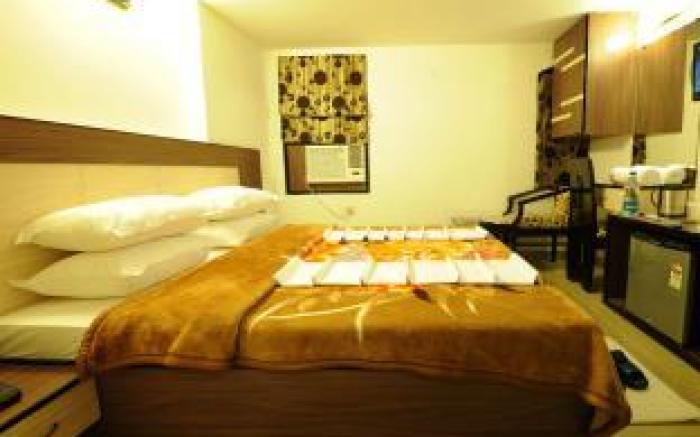 Hotel Hkj Residency