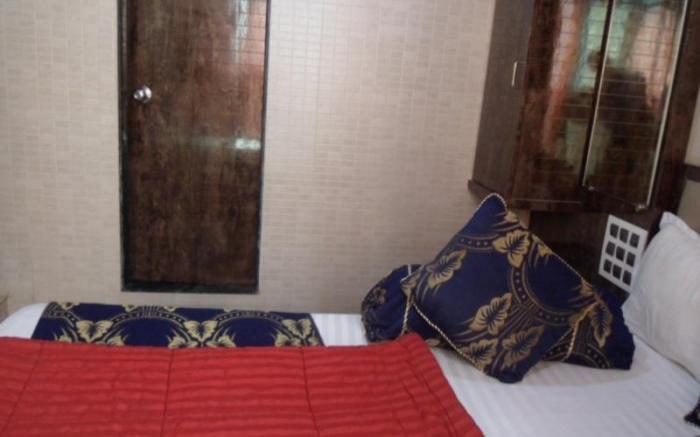 Hotel Paris Residency