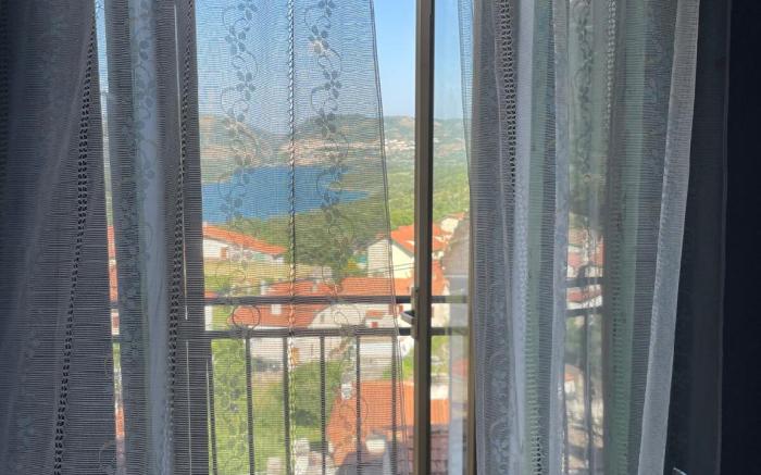 Casa con vista lago