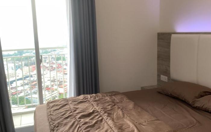 Comfortstay @ Citra Plaza Nagoya #31-08 (Sea View)