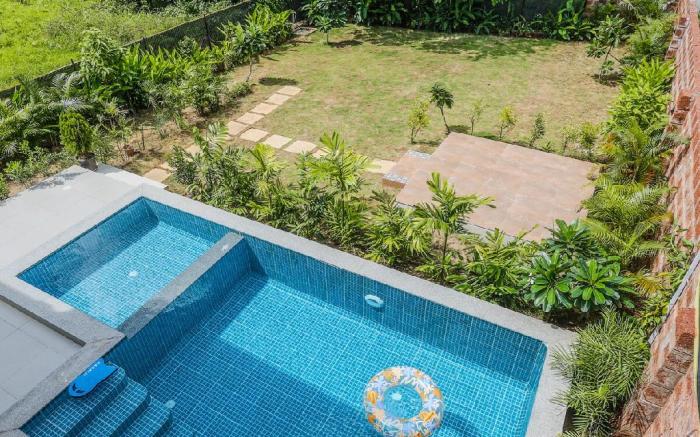 Sea Lestine by Soumil's Stays