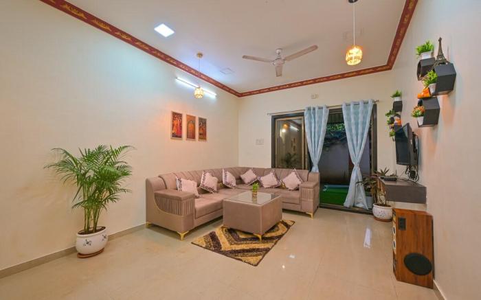 shree villa ,3bhk, private pool