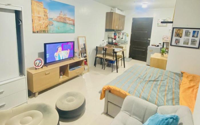 Angel's Pod Plumera Condo Near Airport & Malls