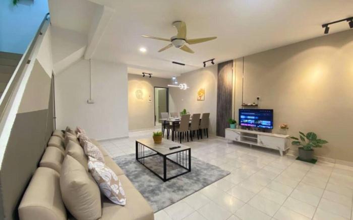 Cozy&Stylish 2StoreyHouse 9Pax@AlmaImpianRia
