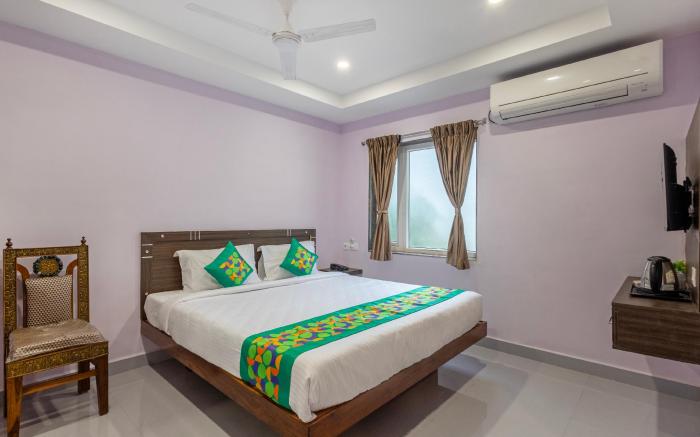 Treebo Sri vi ka Residency
