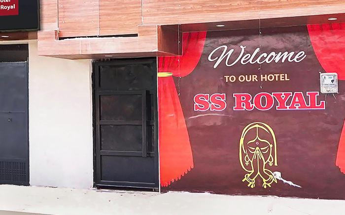 OYO 830390 Hotel SS Royal
