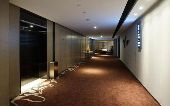 WASSIM Hotel Shanghai Tourism Resort Chuansha Metro Station