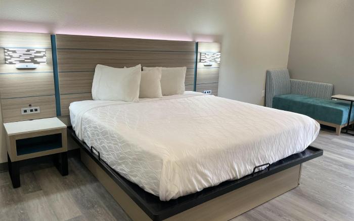 Sonesta Essential Hotel Houston-I-45 Spring