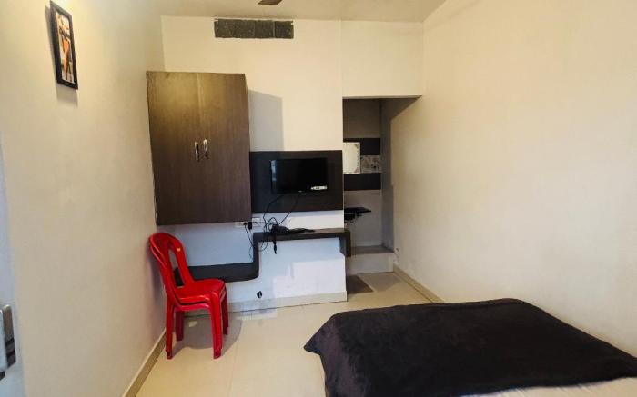 Srusti Guest Inn