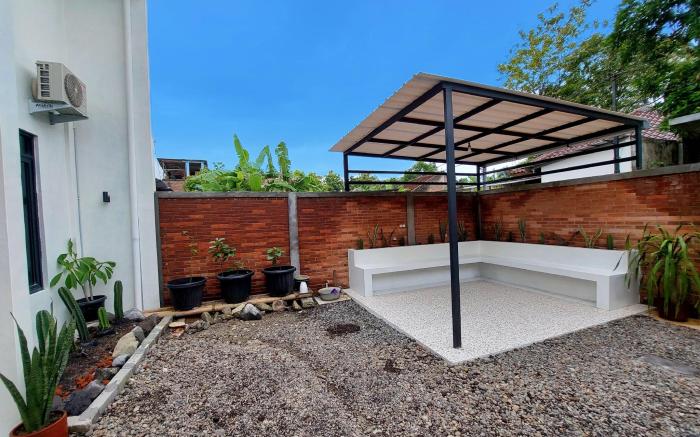 Yustien Homestay Jogja 3 Bedroom (Private Home)