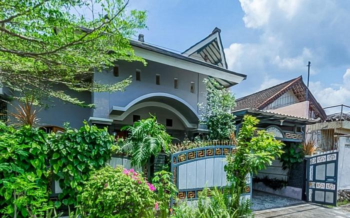 Vj Sweethome Syariah Near GOR Turida