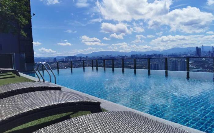 Retreat Stay Icon City Centre of PJ (2-5 paxs)